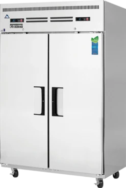 Everest Refrigeration ESRF2A 49.63" W Two-Section Solid Door Reach-In Dual Temperature Refrigerator/Freezer Combo